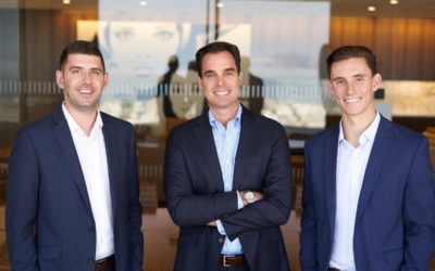 5 Group Headshot Tips for Stress-Free Employee Photo Sessions