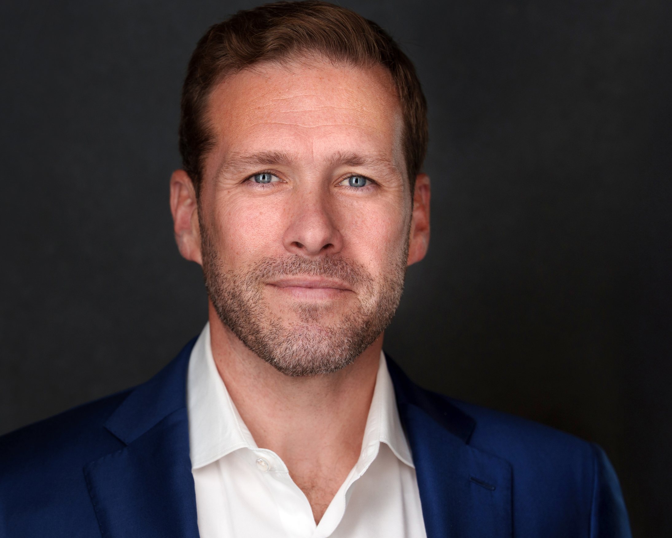 executive business headshot photography